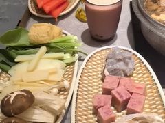 -一绪に寿喜烧(荟聚店)