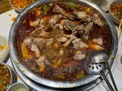 -肖肖酸萝卜鱼火锅(总店)