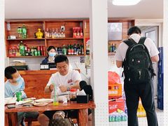 大堂-宝瑞门钉肉饼店