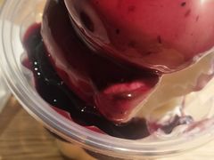 蓝莓圣代-DQ·蛋糕·冰淇淋(金桥店)