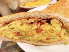 雙拼三文治-华嫂冰室(湾仔店)