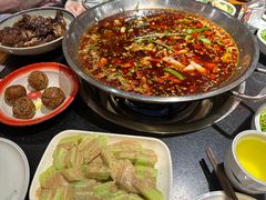 -小饕荟雅安贡椒鱼鲜馆(广福桥店)