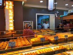 面包甜点陈列柜-苏览新中式糕点(丽发新城店)
