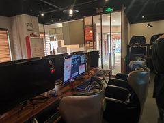 -艾尔文电竞(陈埭吾悦广场店)