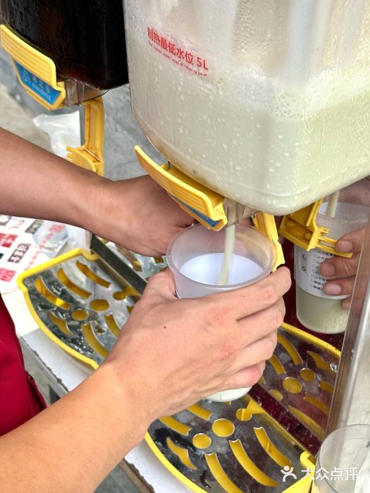 年记·兴顺斋 牛街清真熟食小吃店图片