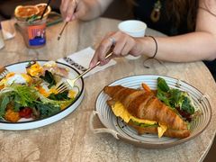 火腿滑蛋可颂全餐-玲婧胡同·生日蛋糕·餐厅(嘉里城店)