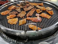 -小辣椒火盆烧烤(温泉南街店)