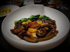 葱烧海参配乌米菌-鲁采LU STYLE(新天地店)