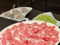 -鲜入唯煮·港式海鲜牛肉火锅(金宝街店)