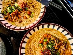 -新盈光·云会所(百丈东路店)