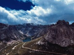-莲宝叶则景区