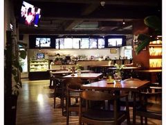-JINNS锦时 steak&pizza(浸信会礼拜堂旧址店)