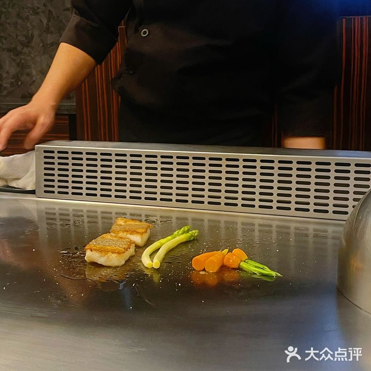 藏在售楼部里的铁板烧,上海也算独一家了!