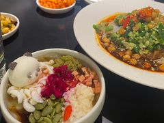 -麻六记(凤凰汇店)