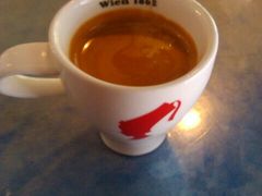 Espresso-KAFKA·卡夫卡咖啡(文林店)