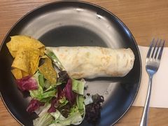 三文鱼牛油果拉法-HELLO 27 意面·沙拉·帕尼尼