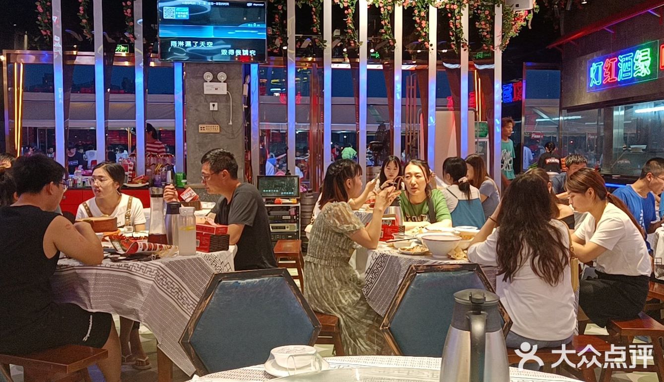 试吃而来，吃多而归