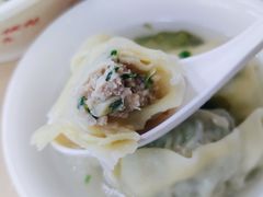 笋尖鲜肉大馄饨-小胖子馄饨店(洪兴路店)
