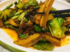 -十二饭点·川菜(北站圆融店)