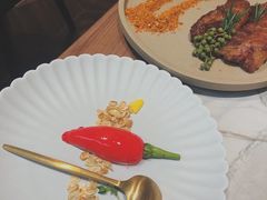 -渔语鱼新川菜Bistro(万象天地店)