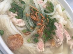 -Lanterns Vietnamese Restaurant