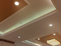 -御满江海鲜酒家(洛溪新城店)