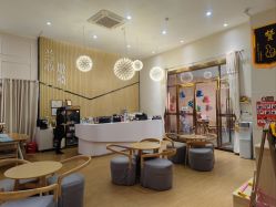 -兰心墩楠月子会所(万达店)