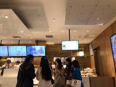 -奈雪的茶(湖滨银泰in77C区PRO店)