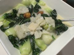 鱼肚浓汤浸时蔬-陶陶居·雅园(凯华国际店)