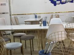 大堂-董小西的凉皮和椒麻鸡(三元桥店)