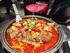 -辣尚瘾·烤鱼·新川菜(牡丹园直营店)