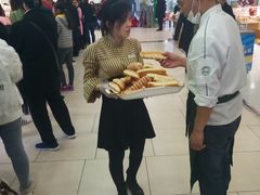 等位区-香港麦道(毅腾商都店)