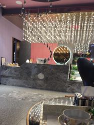 -花隐·美芙炫海菲秀皮肤管理中心