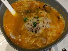 酸汤肥牛-鹿港小镇(金虹桥国际中心店)