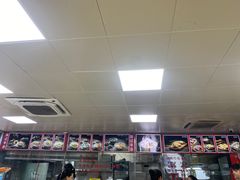 -华威达牛庄(黄埔大道西店)