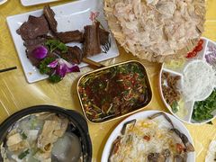 -官塘陈记鱼生·潮汕砂锅粥·牛肉火锅(潮枫路总店)