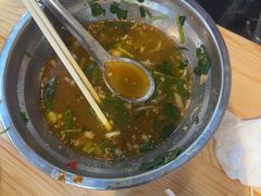 -柳州肥姨妈大骨螺蛳粉(东靖路店)