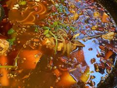 -鸿顺老铁锅美蛙鱼府(解放碑店)