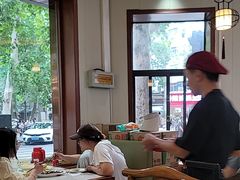 -鲁南仔·滕州炒鸡(经三路店)