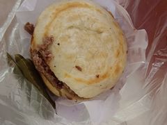-闫家驴肉火烧(五四店)