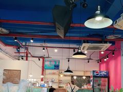 大堂-无届青年餐馆(熙街店)