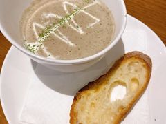 招牌奶油蘑菇汤-UPPER KITCHEN(延安路店)