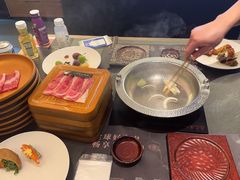 -牛YO寿喜烧·铁板烧和牛火锅自助(市府恒隆店)