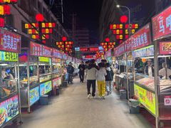 -正宁路小吃夜市