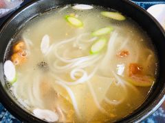 -桥香园过桥米线(国贸店)