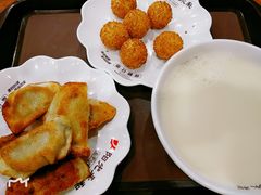 -阳光永和石磨豆浆(联盟路店)