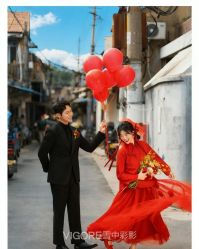 -雪中彩影婚纱摄影·微光艺术中心