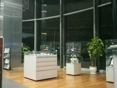 -奔驰上海利星(七宝店)