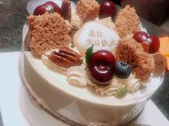 -半勺舒舒生日蛋糕店