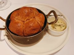 餐前面包黄油-壳里西餐厅Coquille Seafood Bistro(蒙自路店)
